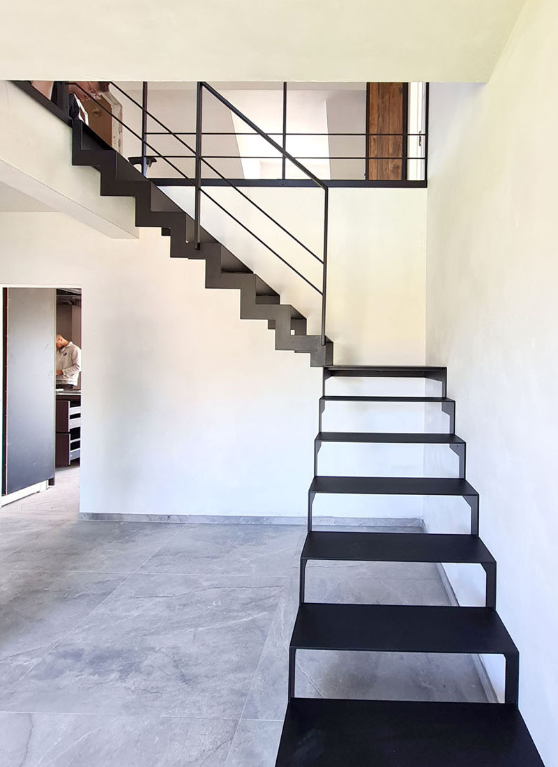 maatwerk metalen trappen